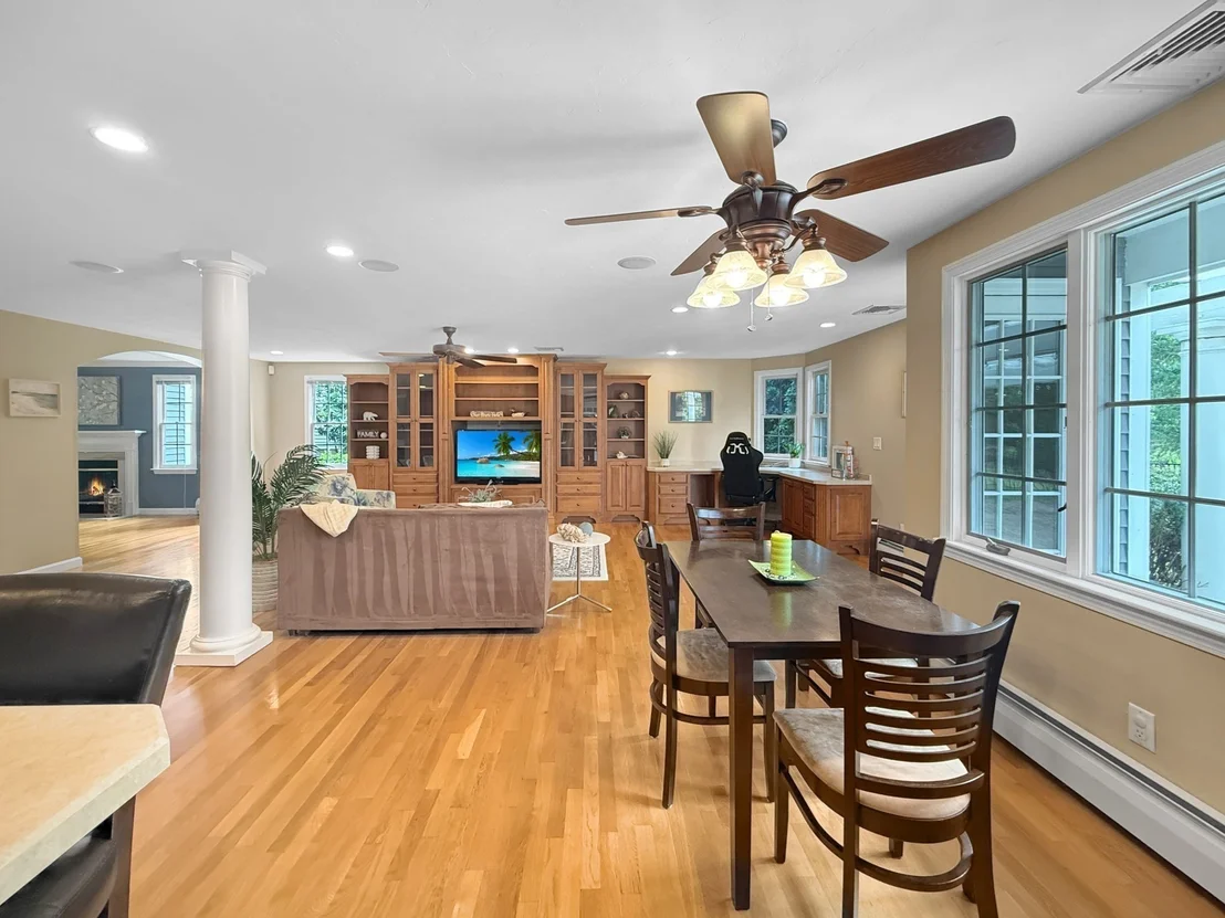 Photo of 5 Swan Cir