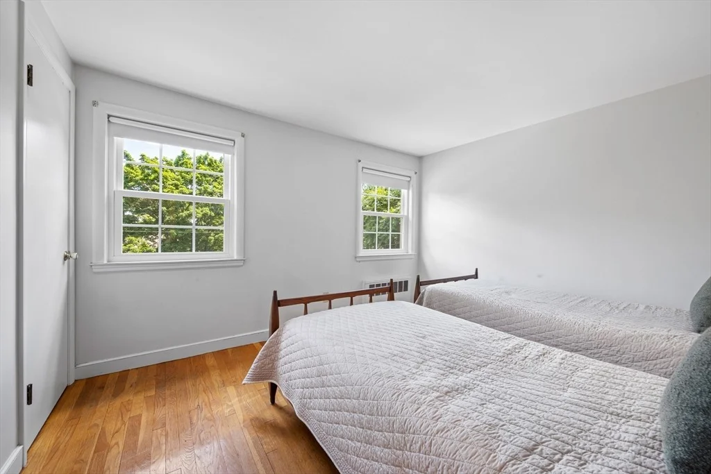 Photo of 38 Robinhood Rd