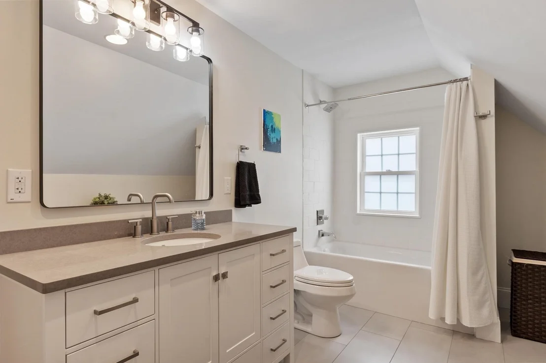 Photo of 245 Summer Ave
