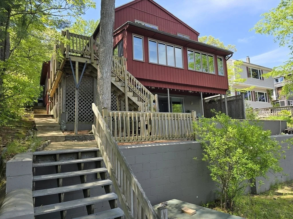 Photo of 56 Pine Point Rd