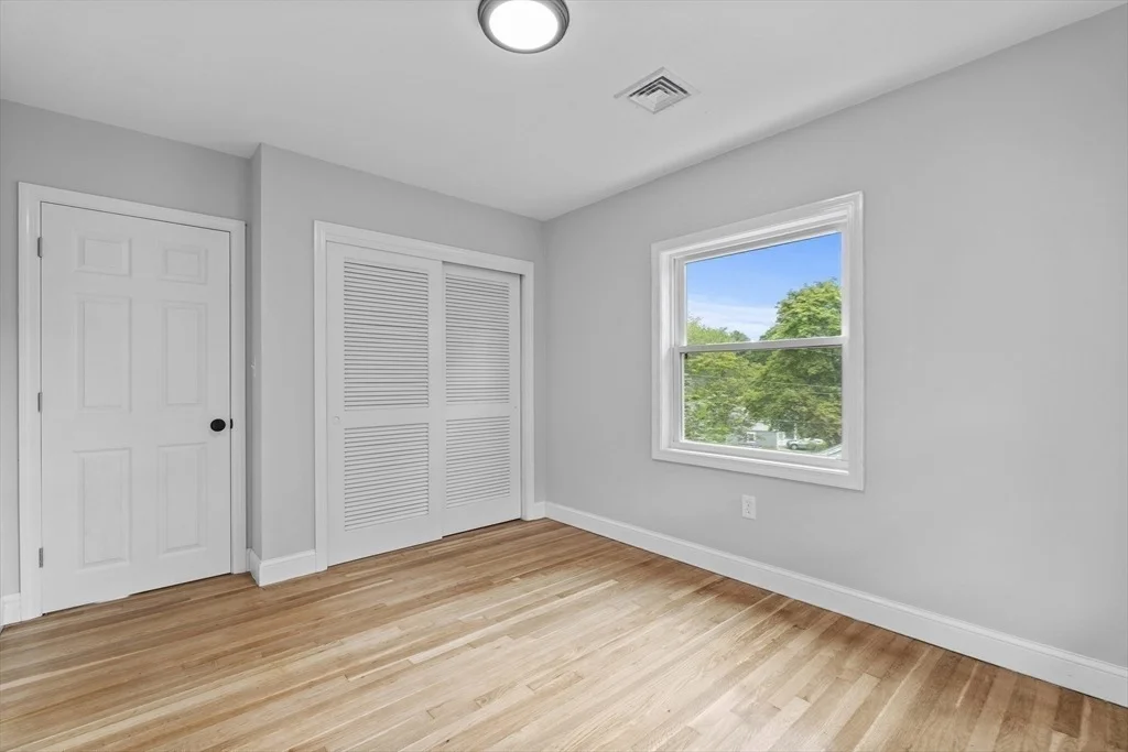 Photo of 48 Lansing Rd