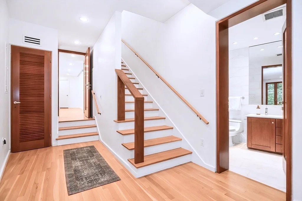 Photo of 115 Juniper Rd