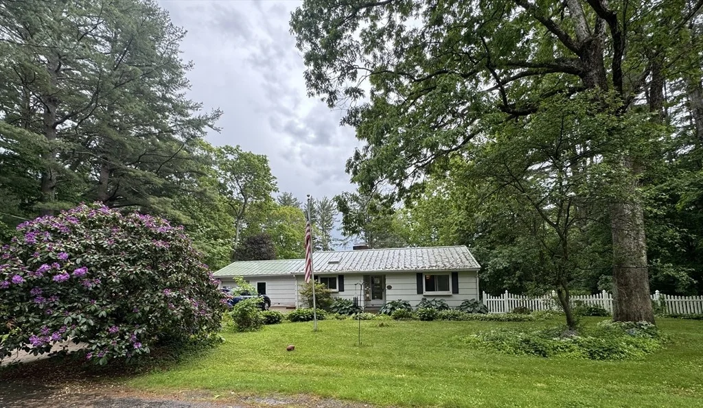 Photo of 48 Clearview Dr