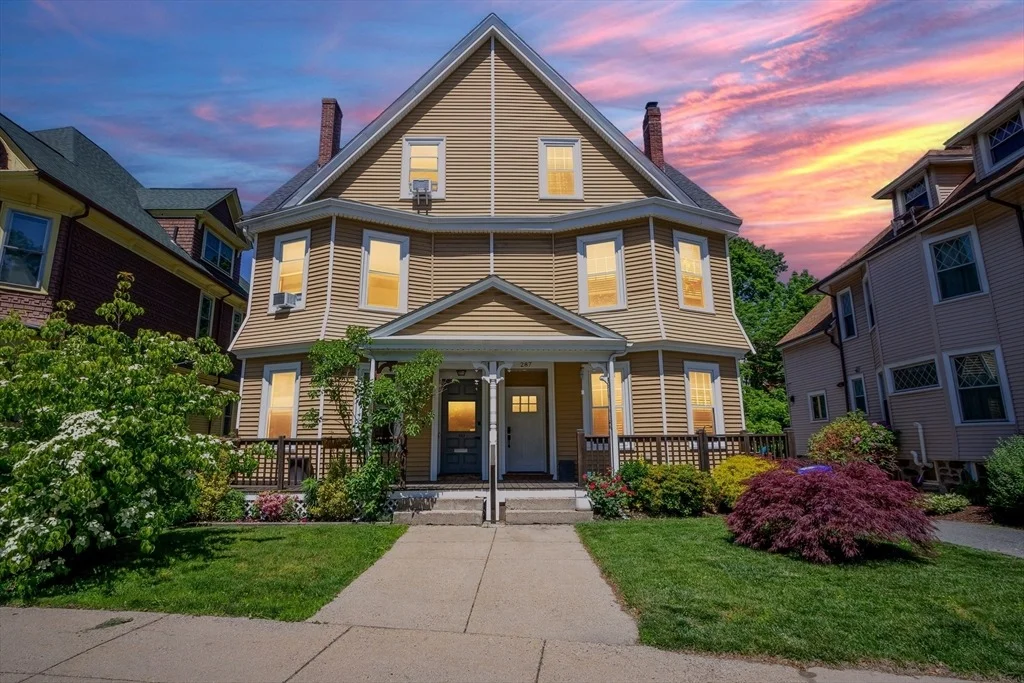 Photo of 287 Walnut Ave