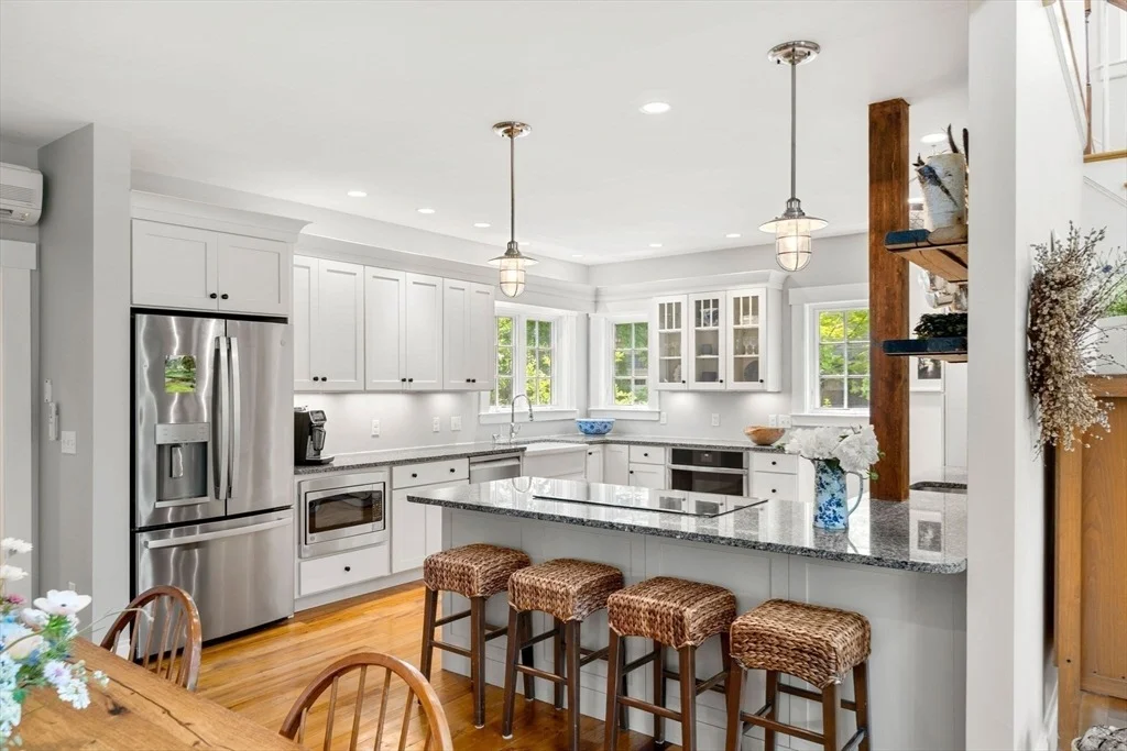 Photo of 92 Phillips Ave