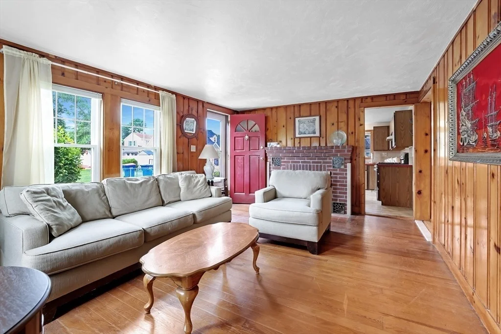 Photo of 17 Swift Ave