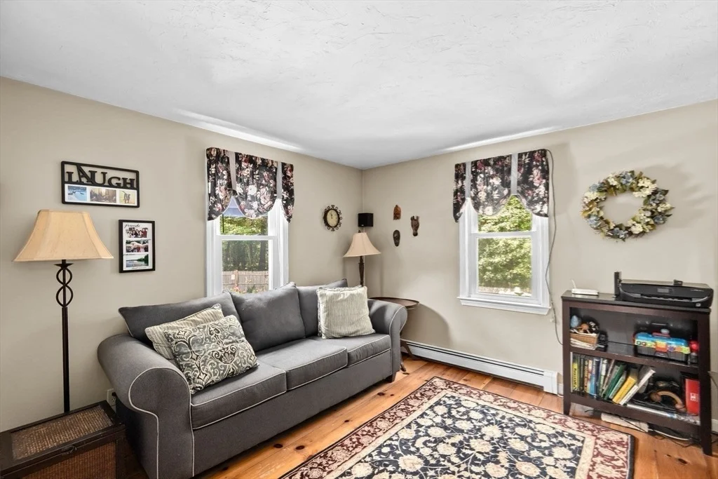 Photo of 58 Pudding Brook Dr
