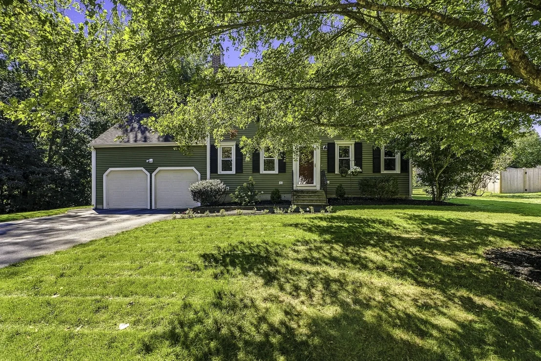 Photo of 4 Florence Cir