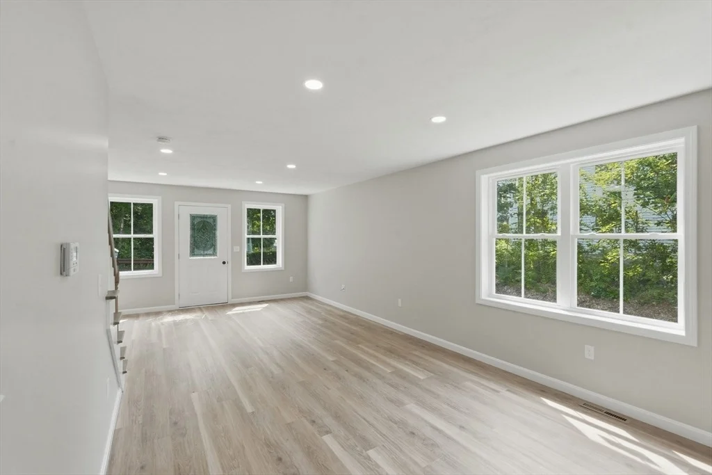 Photo of Unit A at 71 Pine St