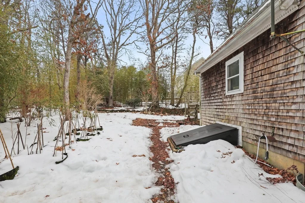 Photo of 11 Webquish Ln