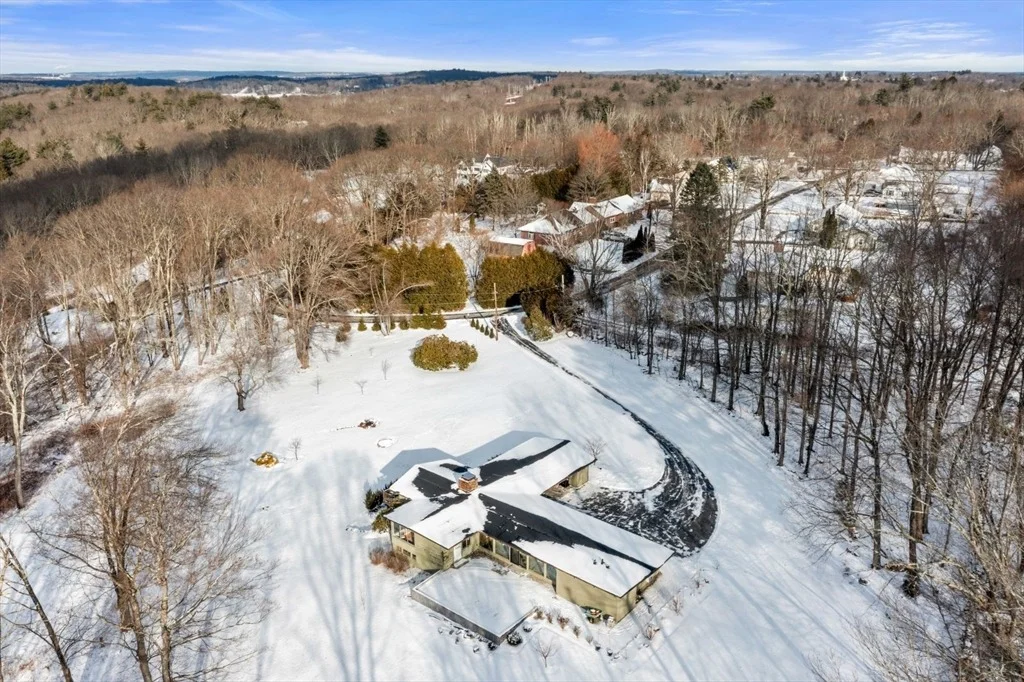 Photo of 15 Westview Dr