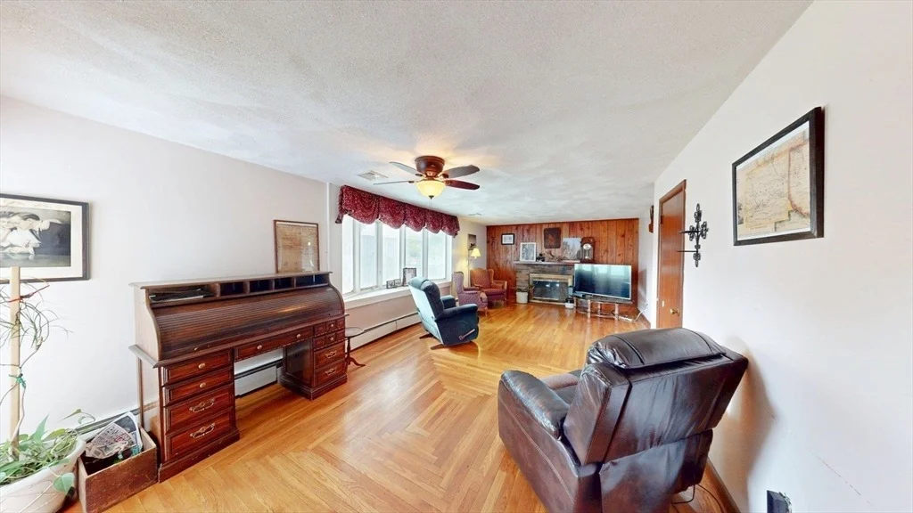 Photo of 8 Vincent Ave