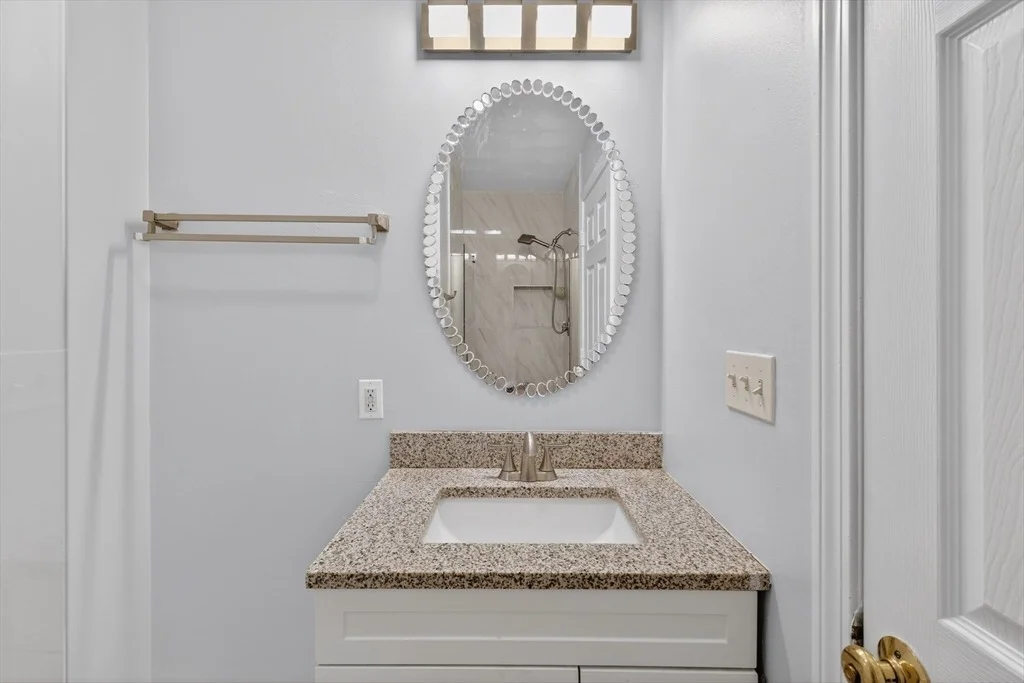 Photo of 3 Oak Leaf Cir