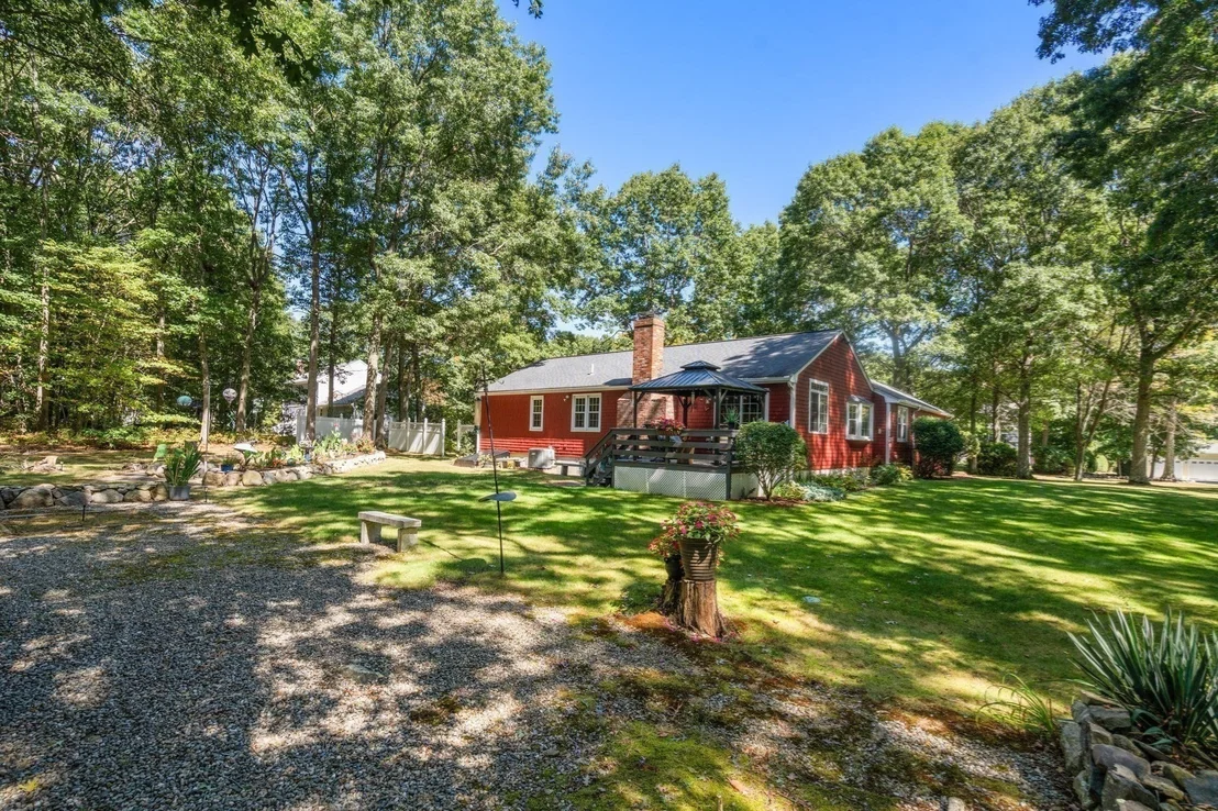 Photo of 20 Wexford Dr