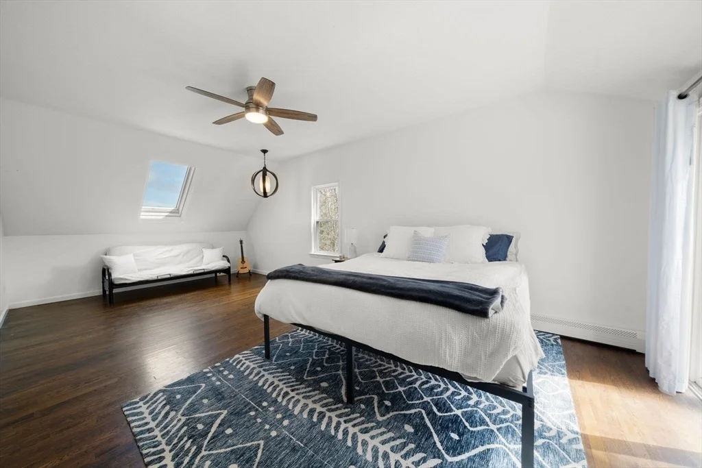 Photo of 25 Moon Compass Ln