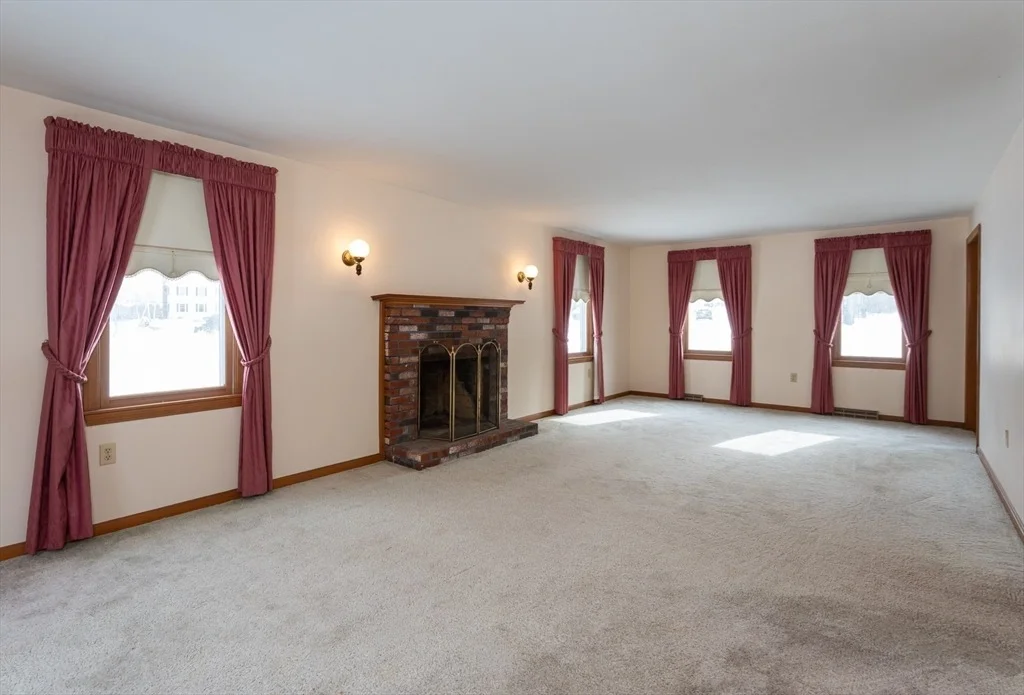 Photo of 28 Bridle Path Rd