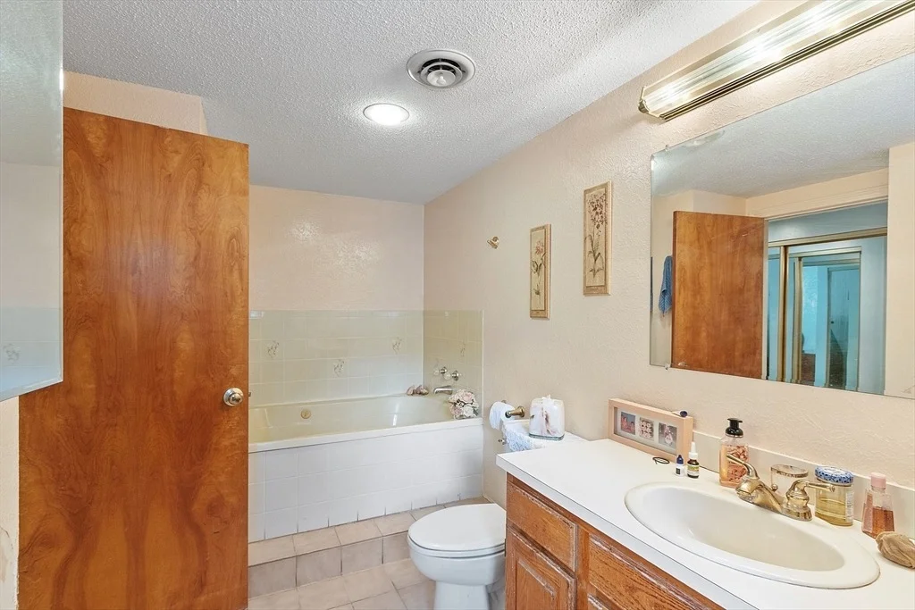 Photo of Unit 102 at 102 Captain Eames Cir