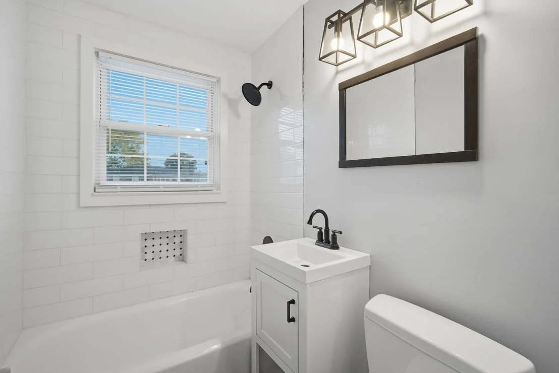 Photo of Unit 2A at 467 Cold Spring Avenue