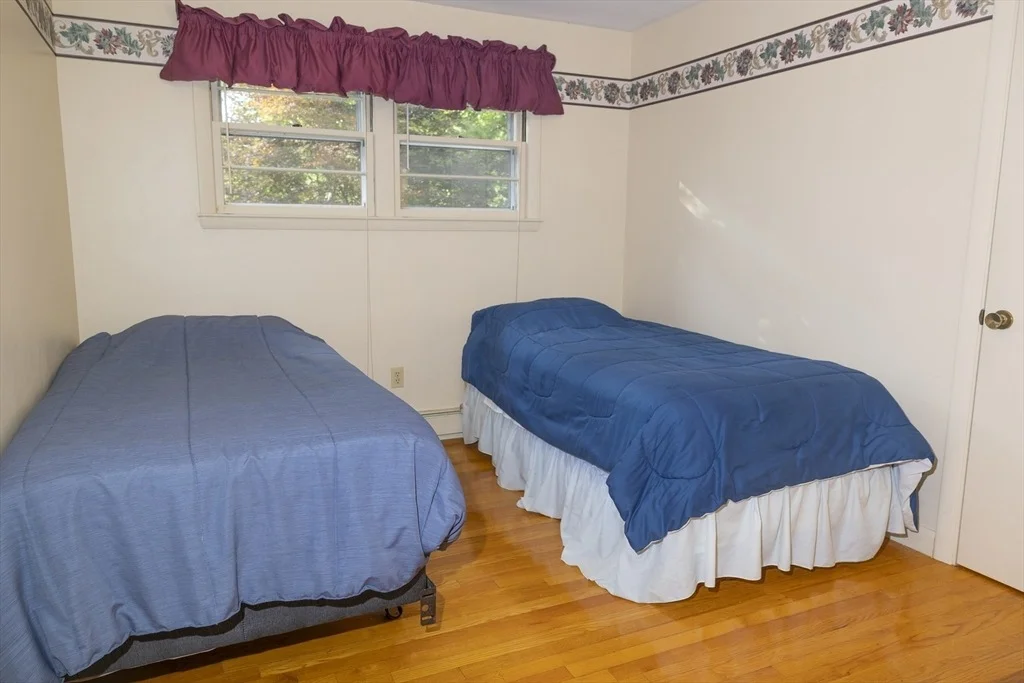 Photo of 35 Carleton Rd