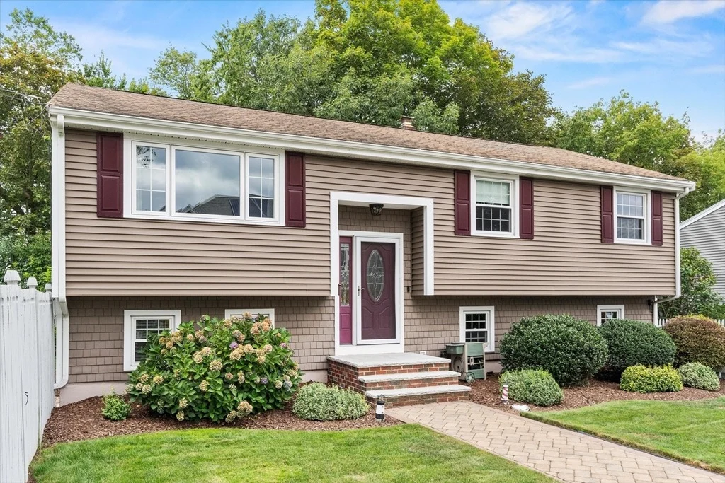 Photo of 42 Crescent