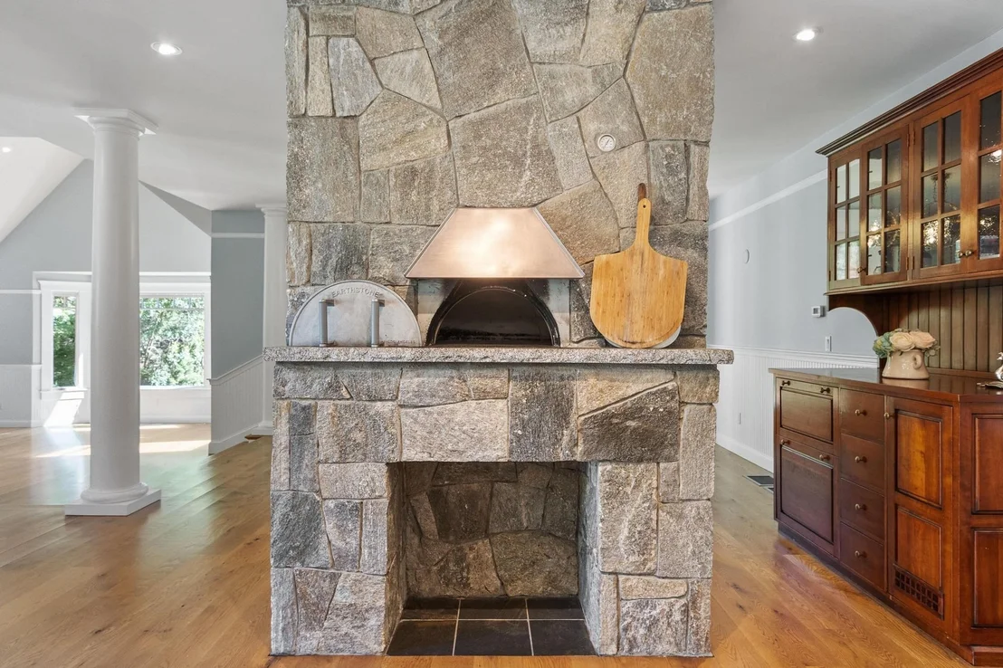 Photo of 130 Summer St