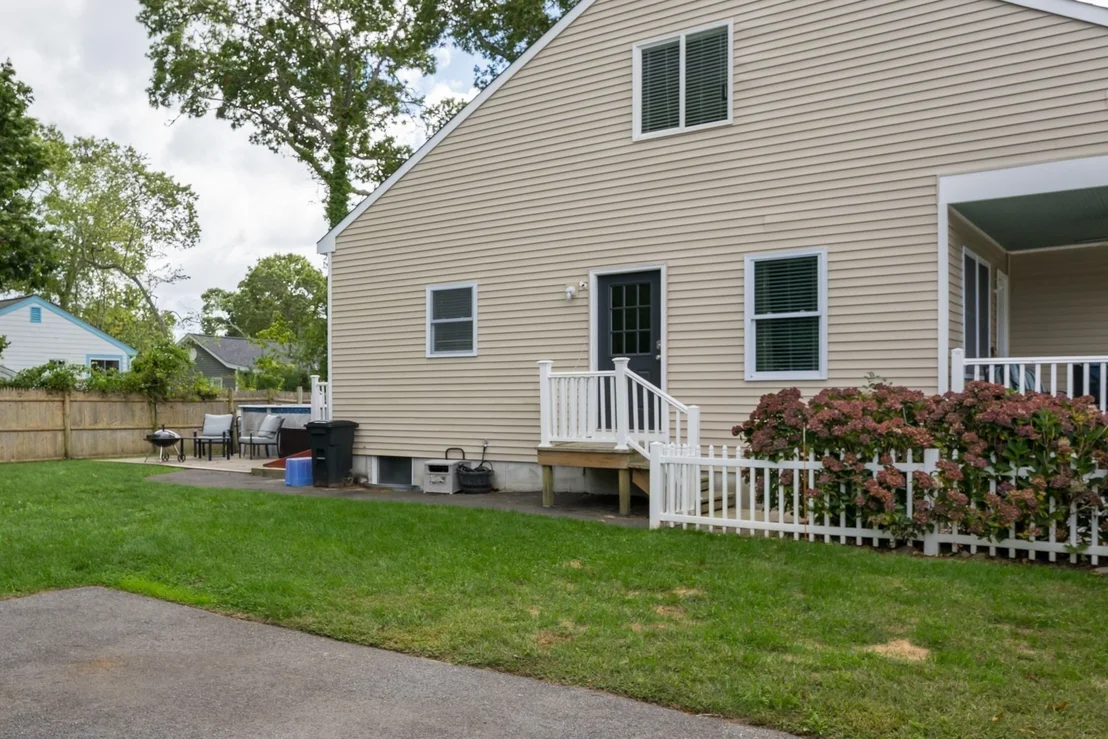 Photo of 18 Elmwood St