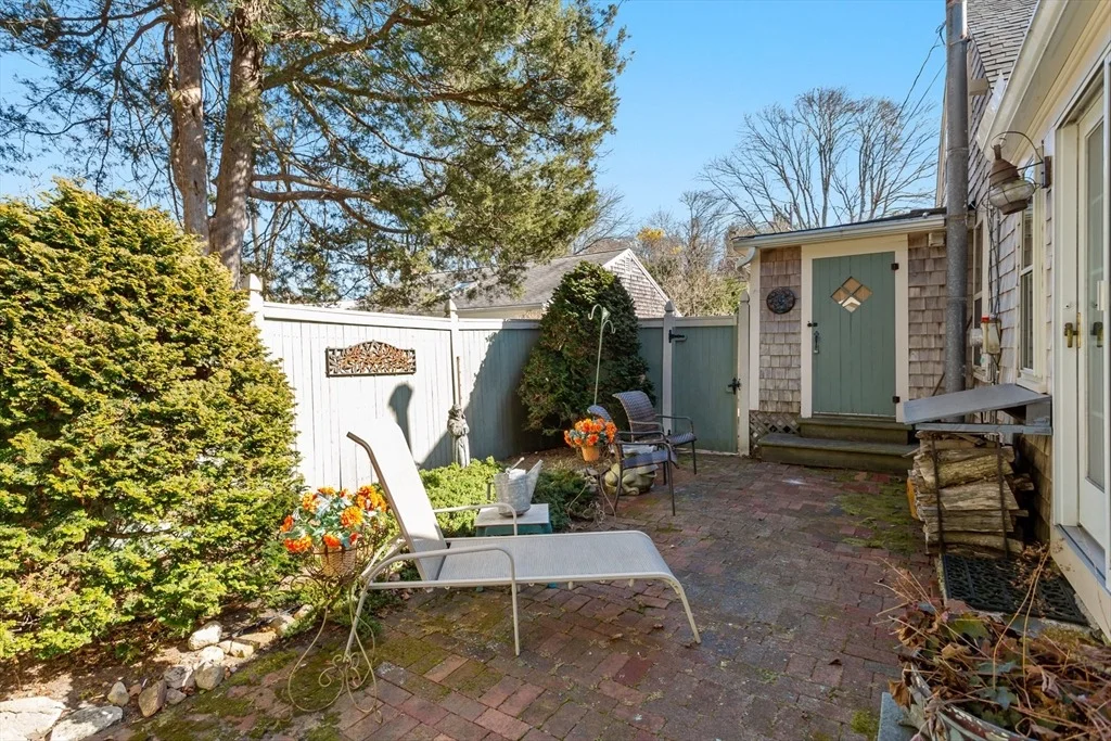 Photo of 303 Phinney's Lane