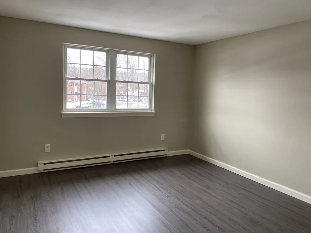 Photo of Unit E at 10 Maple Crest Cir