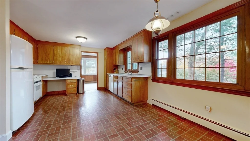 Photo of 70 Old Nahant Road