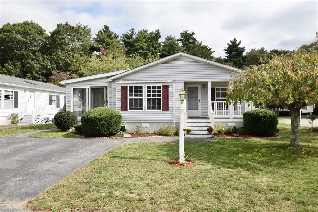 Photo of 2 Edgewood Circle