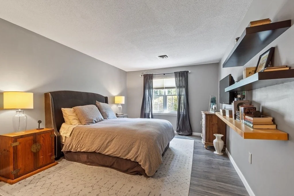 Photo of Unit D at 500 Brookside Drive