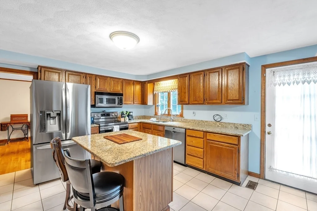 Photo of 143 Charlton Rd