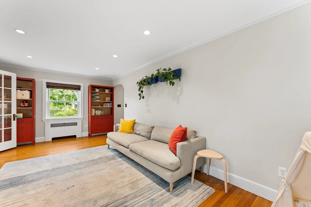Photo of 11 Crehore Rd