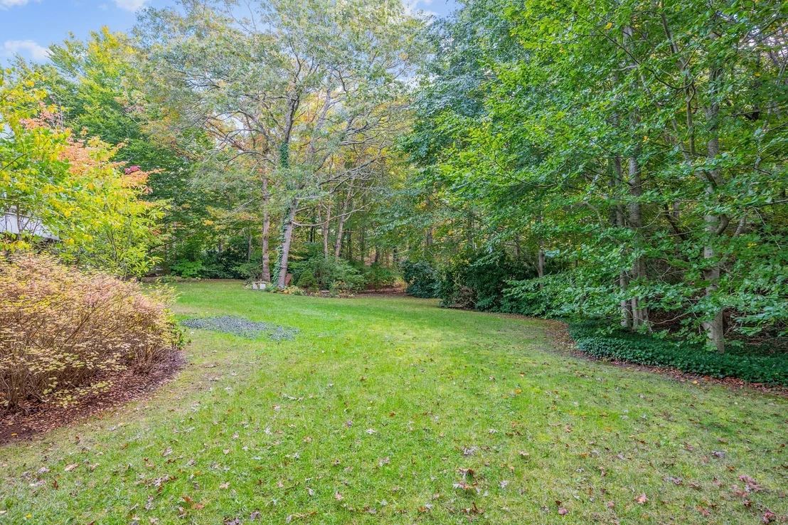 Photo of 70 Acre Hill Rd