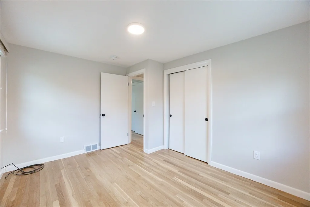 Photo of 3 Park Dr