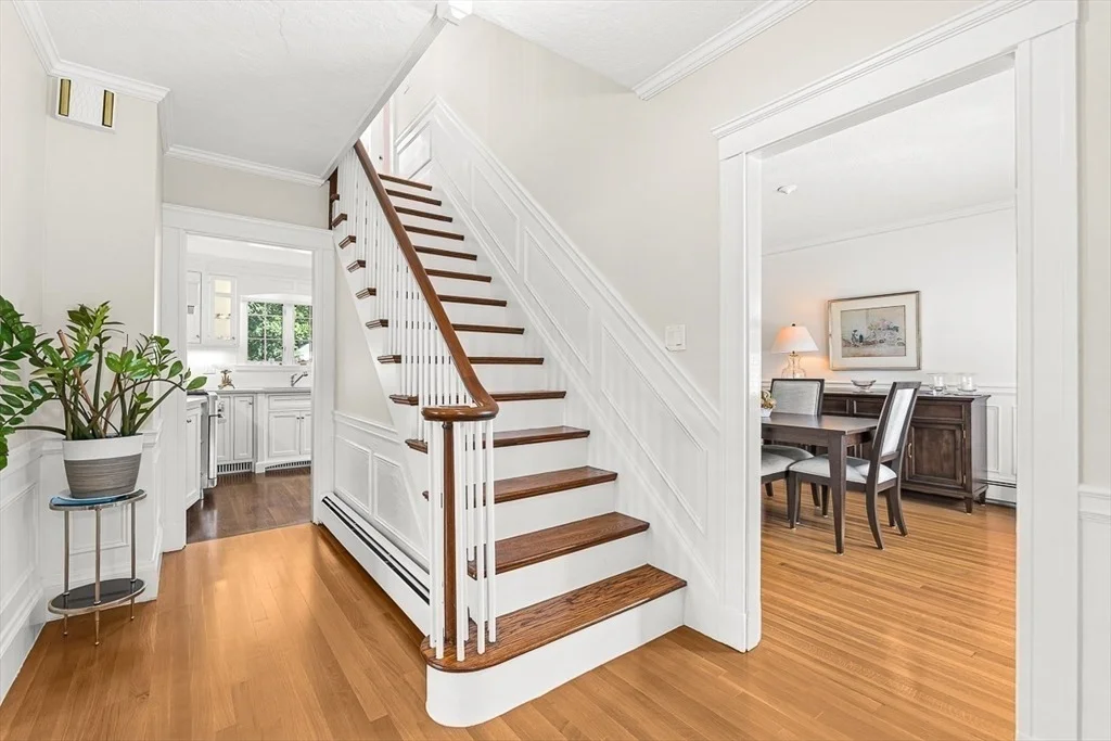 Photo of 331 Lawrence Road