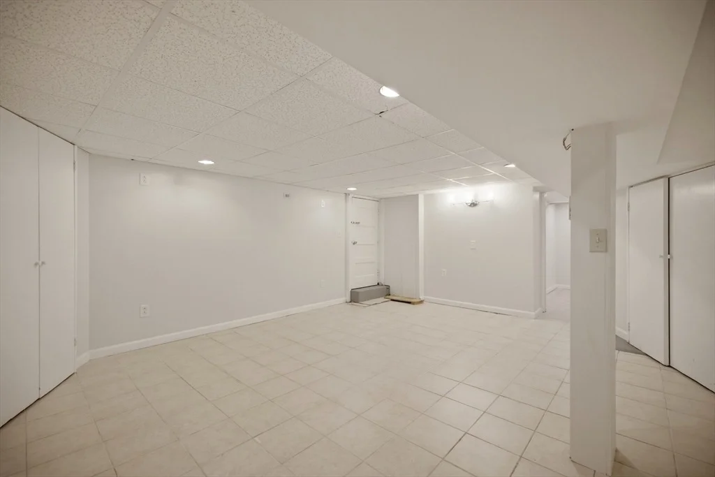 Photo of 16 Elm St