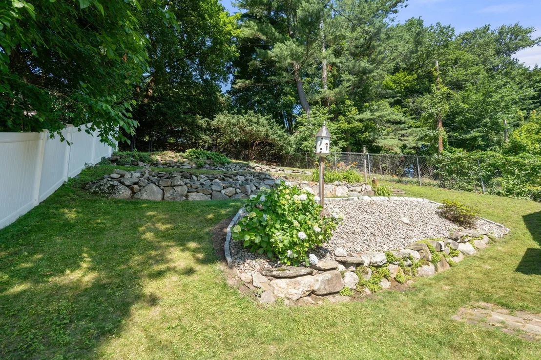 Photo of 43 Laconia Rd