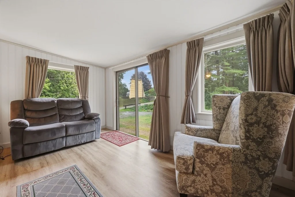 Photo of 5 Meadowbrook Road