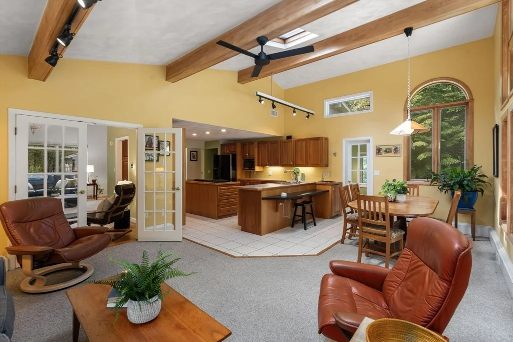Photo of 14 Tanbark Rd