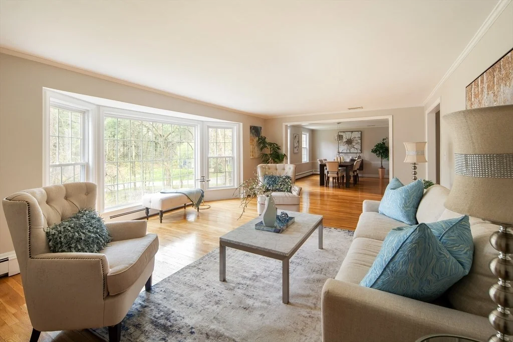 Photo of 18 Saddle Ridge Rd