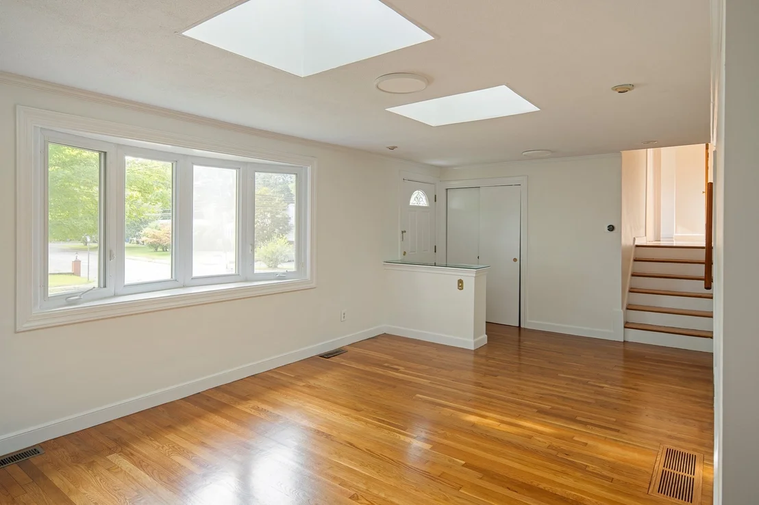 Photo of 21 Turner Dr