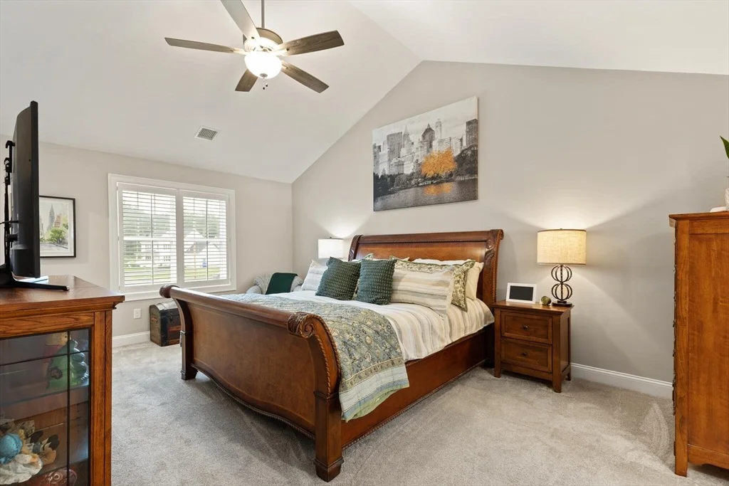 Photo of 187 Run Brook Cir