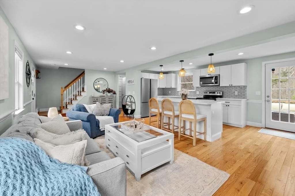 Photo of 184 Booth Hill Rd