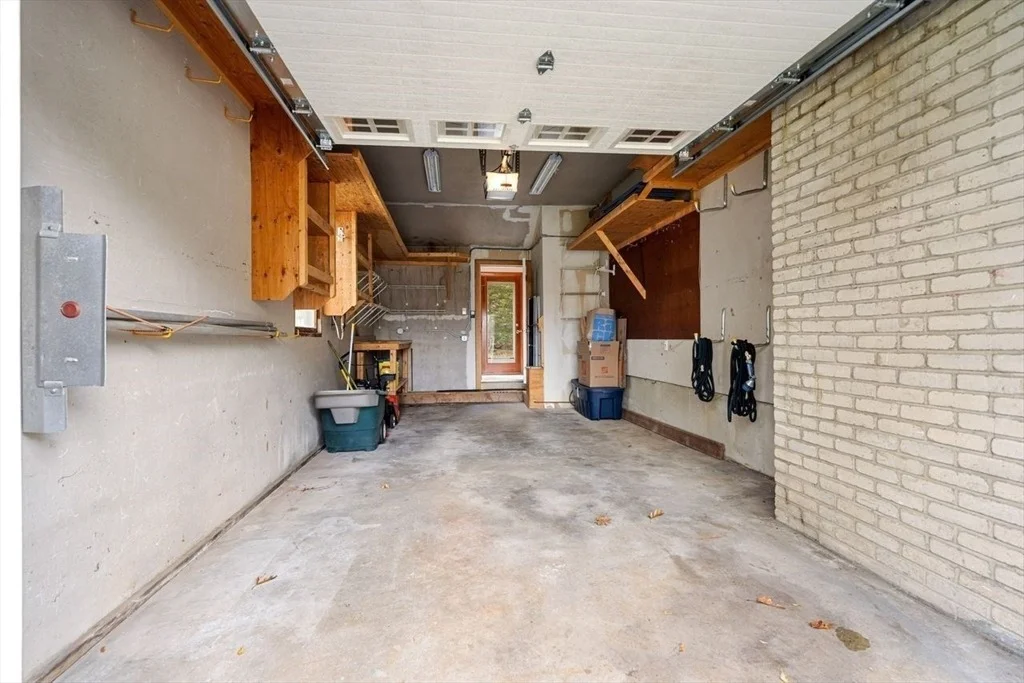 Photo of 215 West Shore Dr