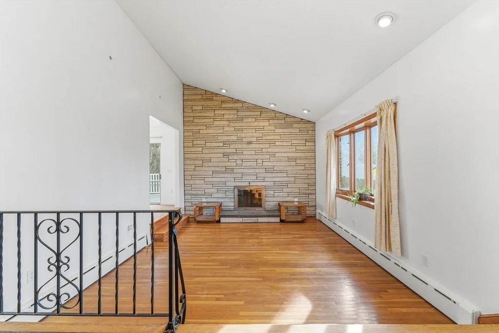 Photo of 7 Carol St