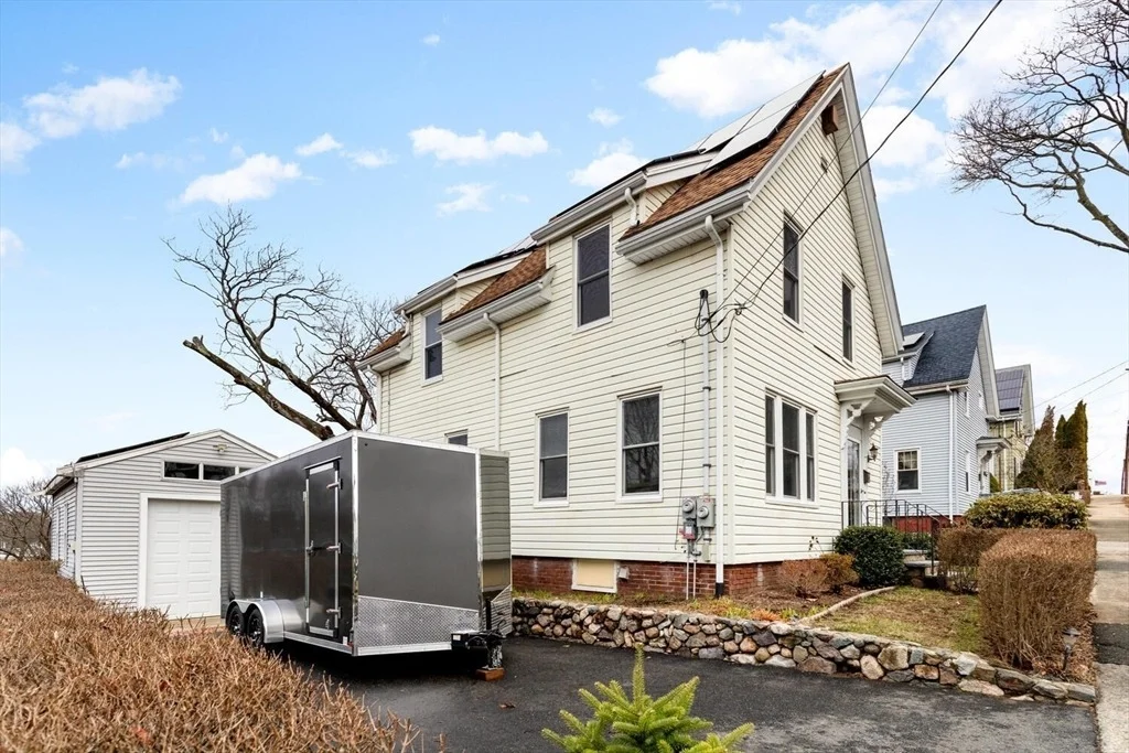 Photo of 108 Pine Grove Avenue