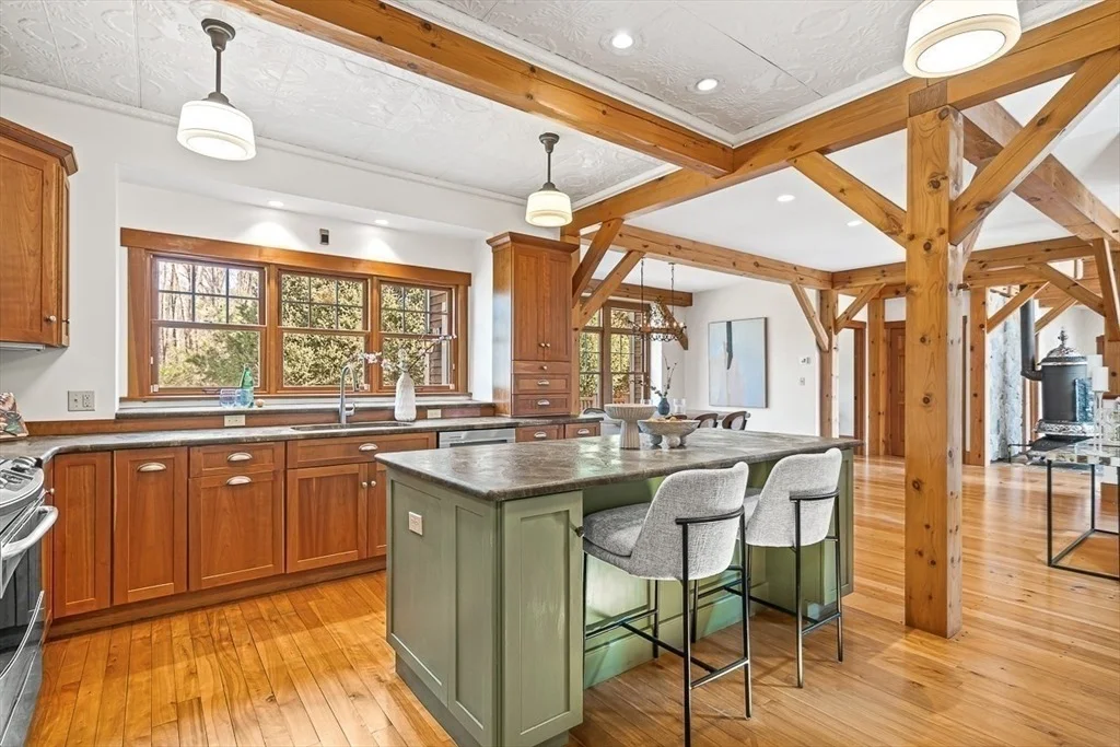 Photo of 157 Oak Street