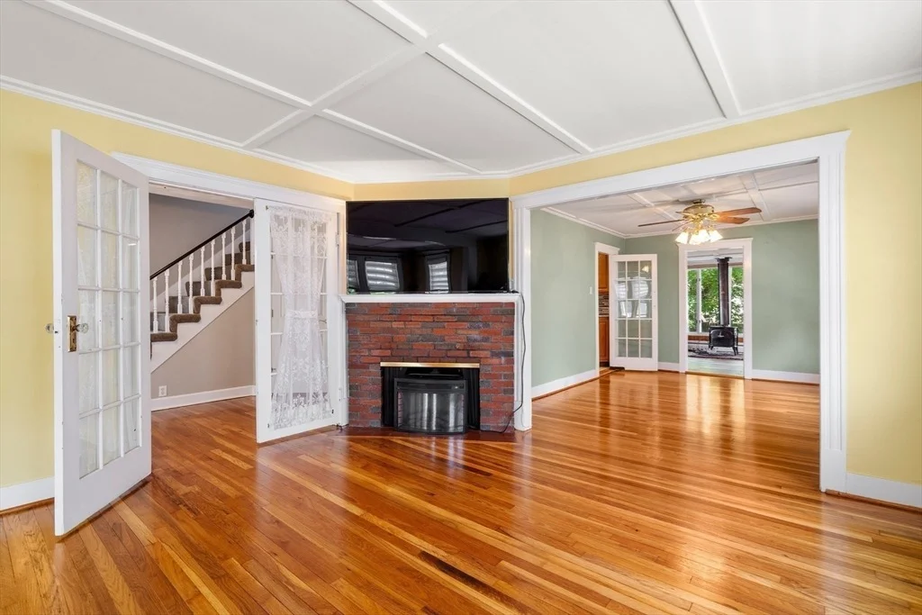 Photo of 7 Coolidge Rd