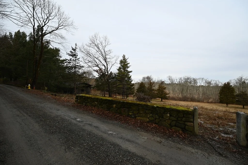 Photo of 333 Cartwright Rd